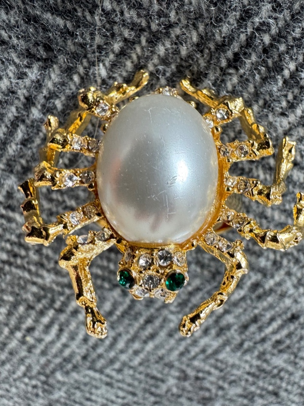 NEW FRANCES VALENTINE PEARL SPIDER RING WITH RHINESTONES